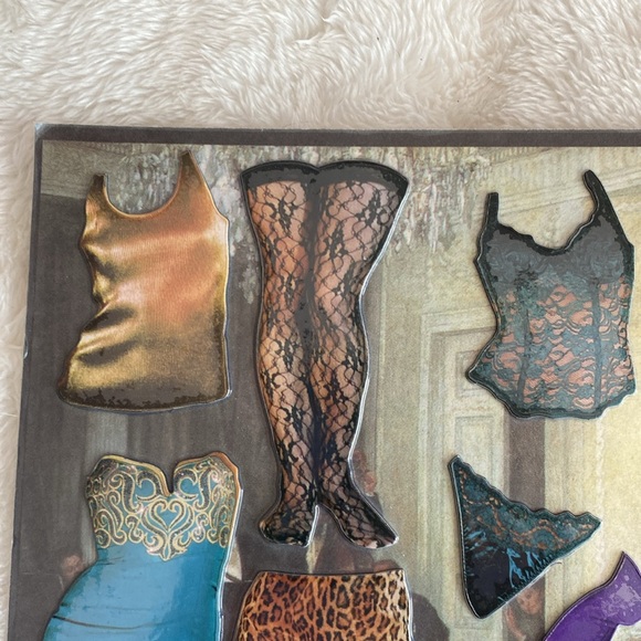 Collector Caryco Vintage 1994 Magnetic Dress-up Kit for Venus de Milo Magnet - Picture 4 of 7